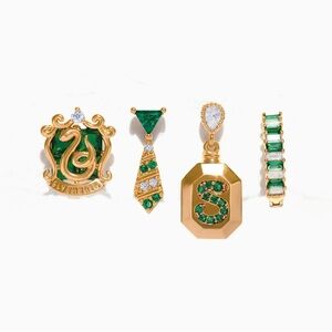 Girls Crew NWOT Harry Potter Slytherin House Earring Set